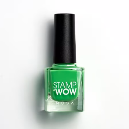 Esmalte Stamp&Wow verde de alta pigmentación para técnica de stamping, disponible en 32 colores