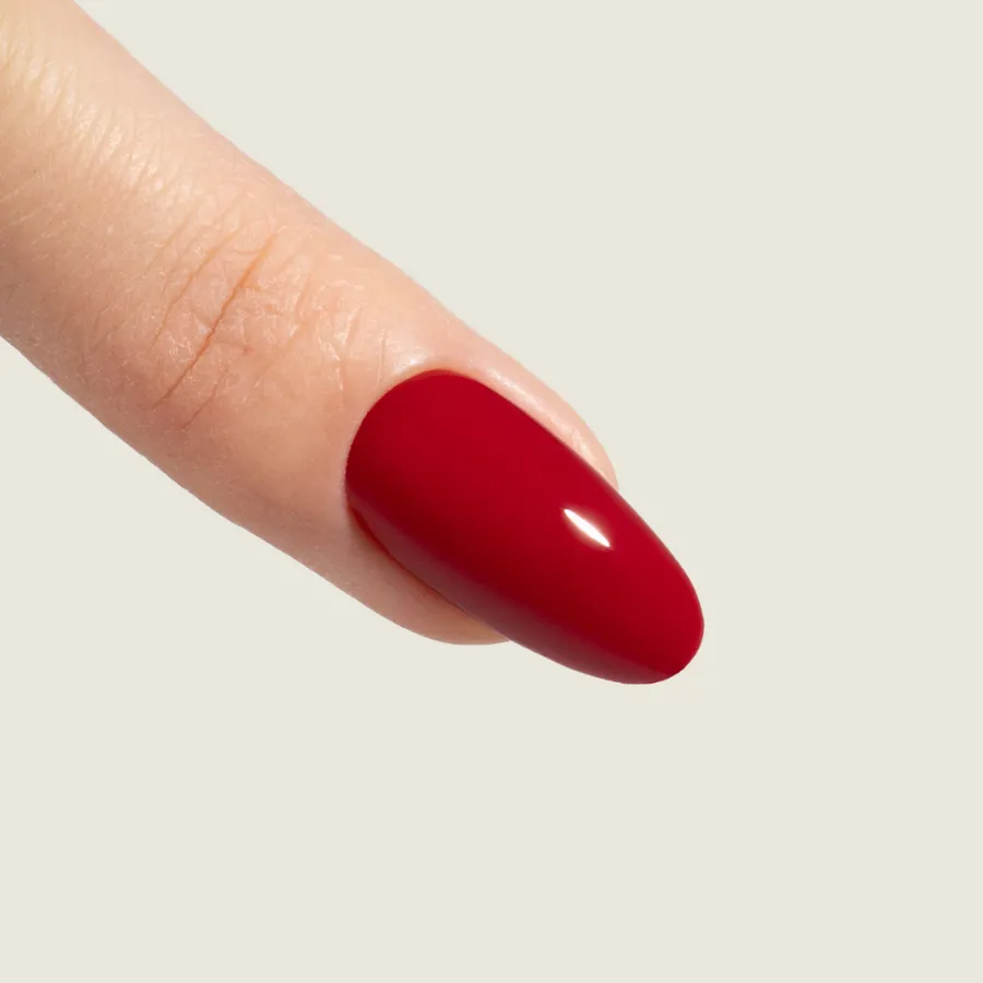 Pigmentix Scarlet 11, esmalte semipermanente rojo escarlata, aplicado en uña, Musa Nails