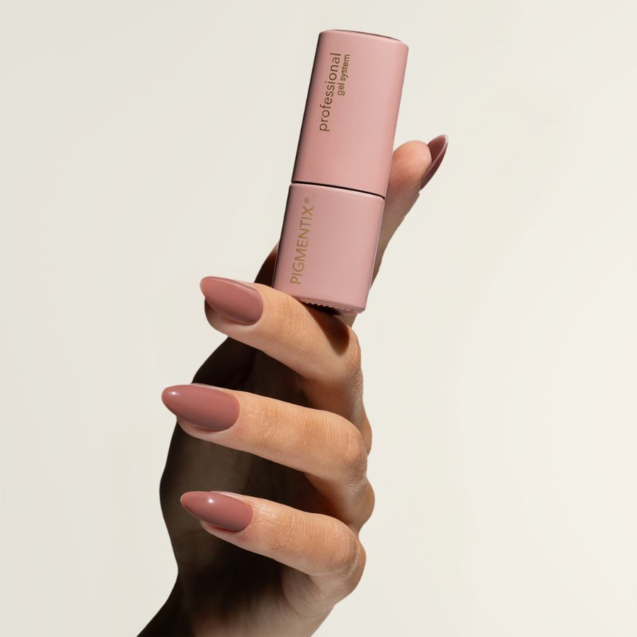 Descubre Pigmentix® Esmalte Semipermanente Smokey Rose 032 – Rosa Ahumado. Ultra pigmentado, vegano y seguro. Duración impecable hasta 4 semanas.