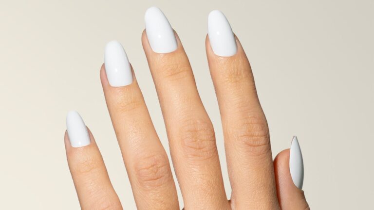 Errores comunes al usar pigmentos blancos en uñas profesionales