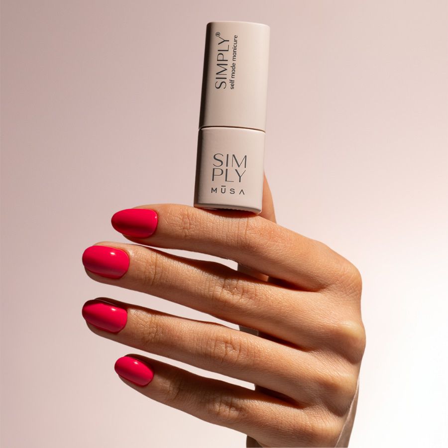 esmalte semipermanente fucsia de larga duración