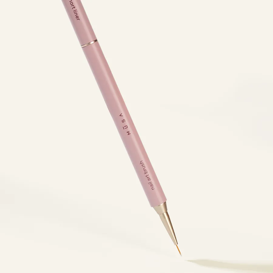Pincel Short Liner 7 mm con tapa magnética Musa Nails