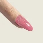 Diamond Flash 04, esmalte semipermanente glitter rosa, aplicado en uña, Musa Nails