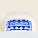 Detalle de los 45 LEDs de la lámpara inalámbrica MUSA Pro System