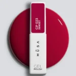 Frasco de esmalte semipermanente 23 Sunset rojo cereza negra de 7 ml - Musa Nails