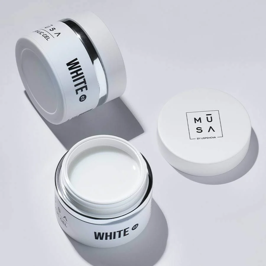 Acrygel White AC02 de MUSA Nails, gel acrílico blanco ideal para manicura francesa y extensiones.