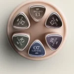 Colección esmaltes ojo de gato Noor de MUSA: seis tonos cat eye en su cofre, vista superior – Musa Nails