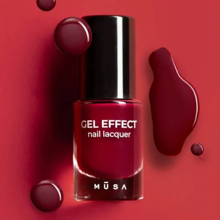 Esmalte efecto gel burdeos de MUSA en frasco de vidrio de 8 ml - Musa Nails