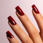 Gel semipermanente color burdeos sin HEMA Simply Musa SP020 de 8 ml