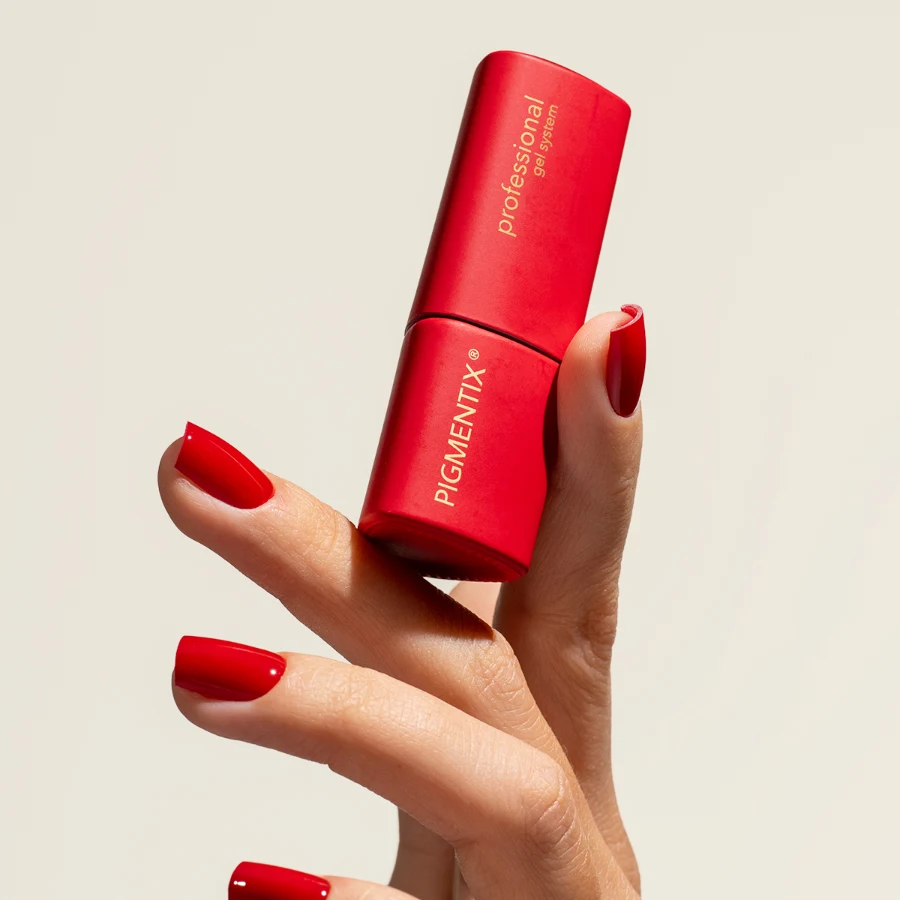 Manicura con esmalte semipermanente rojo intenso Pigmentix® Imperial N09 – Musa Nails