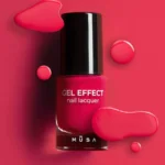 Frasco de esmalte efecto gel viva magenta de 8 ml en vidrio reciclable - Musa Nails